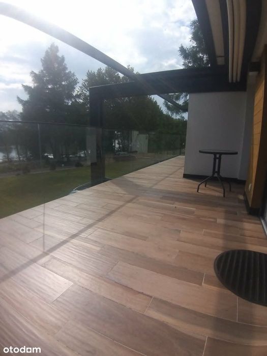 Dom z sauną, jacuzzi. Duży ogród, widok na Jeziorak - pierwsza linia.