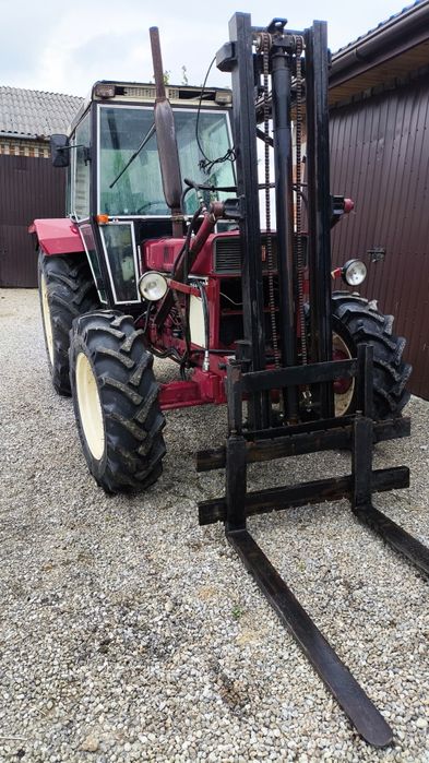 CASE Inernational 844sb