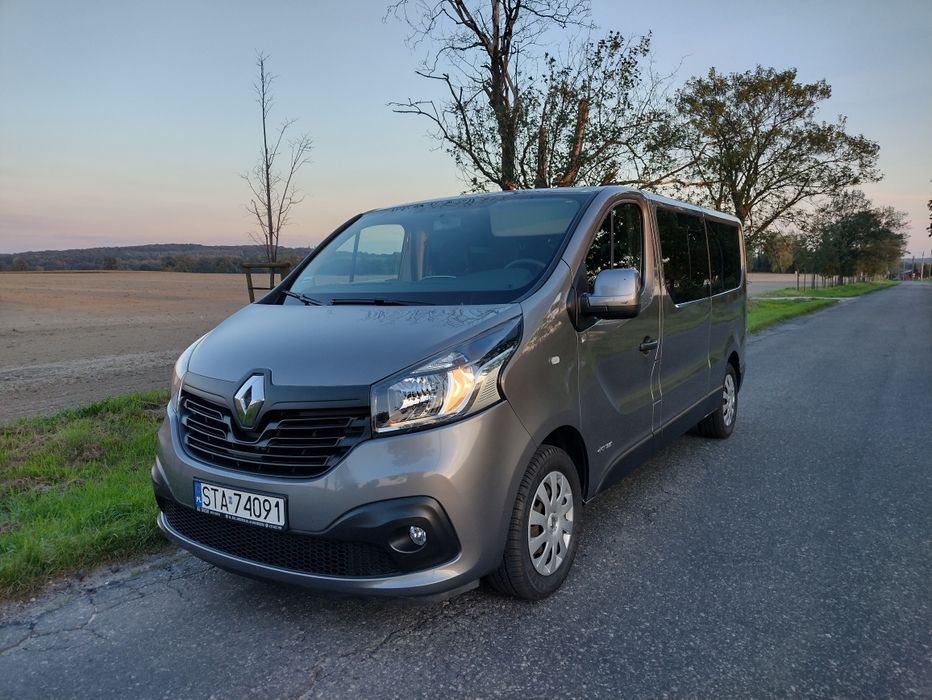 Wynajem busa 9-osobowego