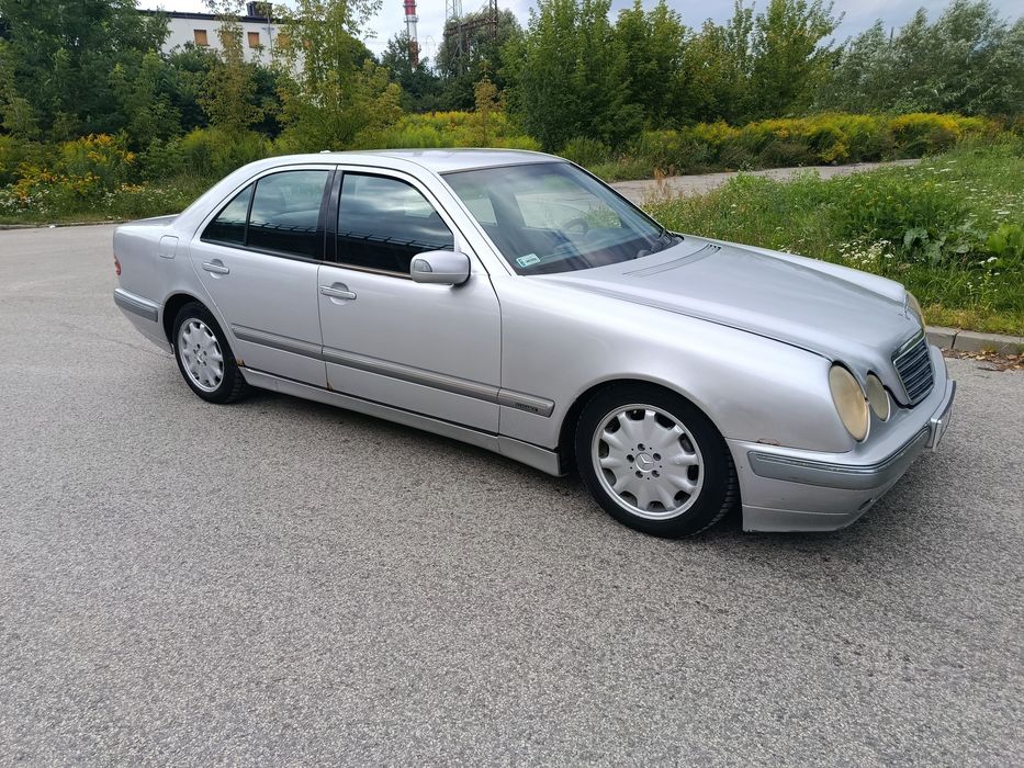 Mercedes w210 2.2D 143 km