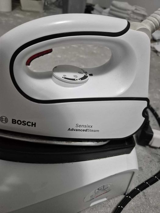 Żelazko z generatorem pary BOSCH Sensixx B20L