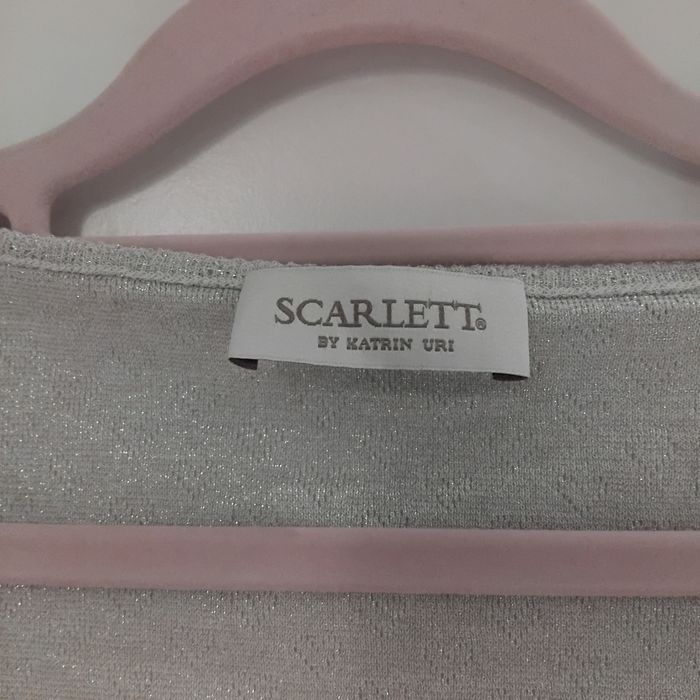 Sweterek biały ze srebrną nitką S/M