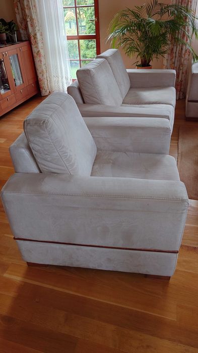 Wypoczynek 2 - Kanapy oraz  1 - Fotel