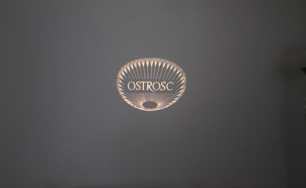 Zabytkowy rzutnik/projektor diaskop bajek z PRL