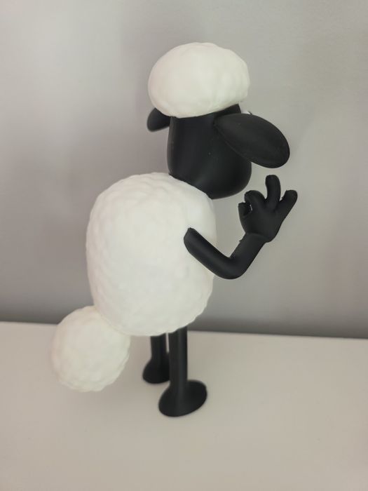 Figura decorativa inspirada na Ovelha Choné  - 23cm