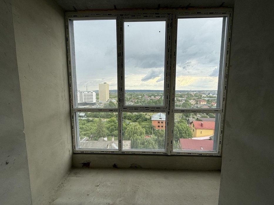 Продаю 1 кімнатну квартиру ЖК Княгинин