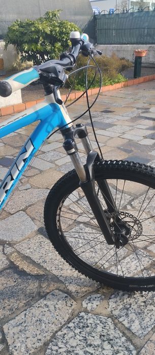 Bicicleta roda 26 bom estado