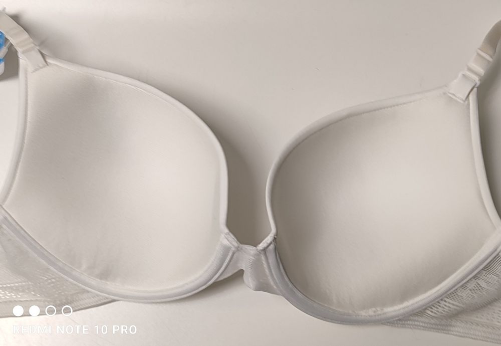 Biustonosz Sloggi push-up 70C.  0200