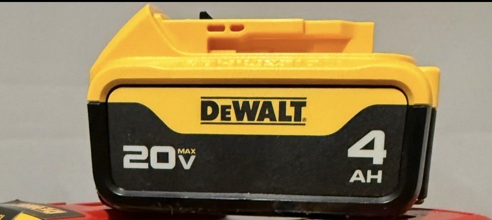 DeWalt Flexvolt 6Ah  DCB606 Орігинал з США !!