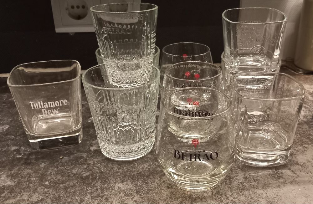 Copos Licor Beirão e Jack Daniel's
