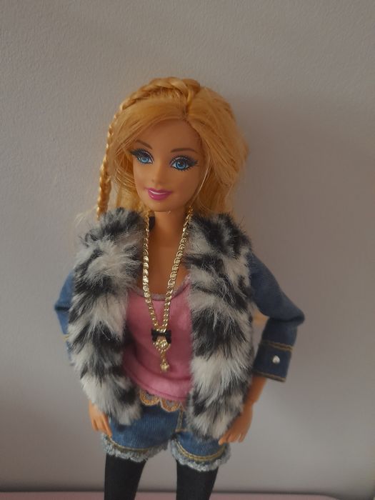 Barbie style Lux Fashionistas 2009 rok