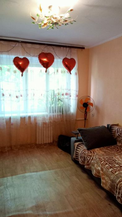 Продам 2 кімнати в комуні на вул. Балківській/Дюковскьский парк (3-346-059)