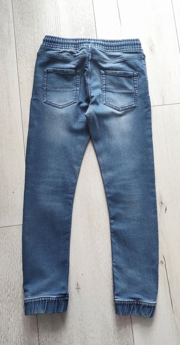 YFK Niebieskie spodnie jeansowe dla chłopca r  152