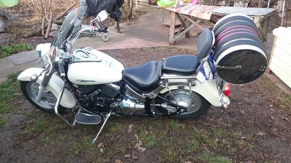 продаю мотоцикл  Ямаху Драг Стар-400