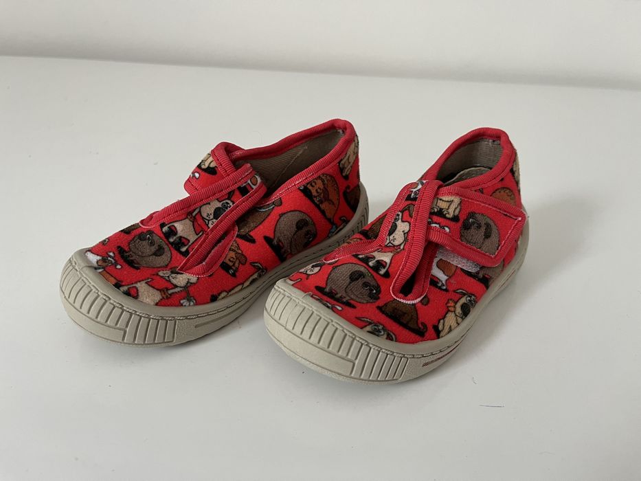 Kapcie na rzep CCC 23