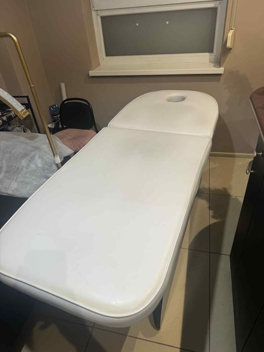 Łóżko kosmetyczne do masażu