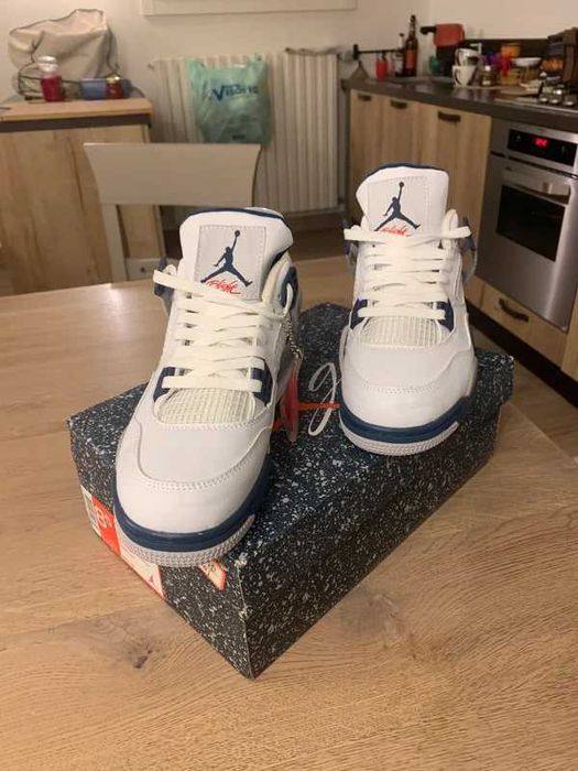 Jordan 4 Retro Midnight Navy Rozmiar 38
