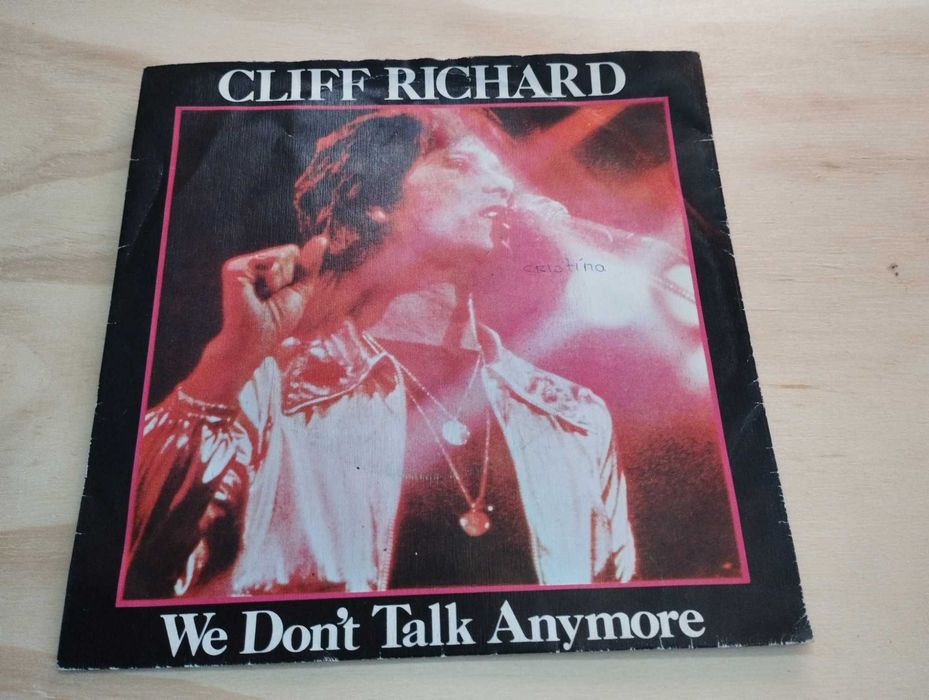 Vendo vários singles em vinil