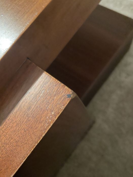 Mesa de centro/apoio ao sofá