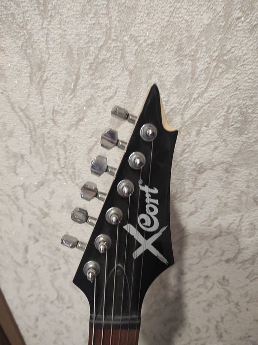 Электрогитара Xeort X-3 . Усилитель