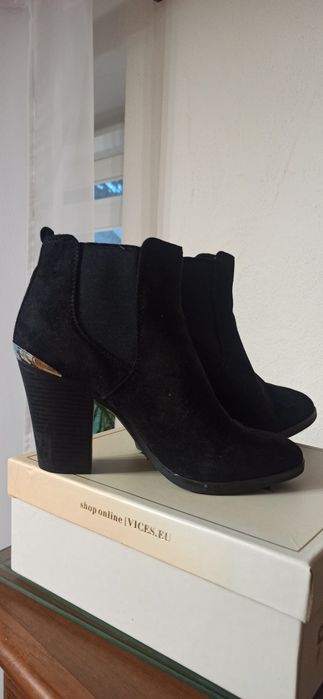 Buty niskie damskie 38