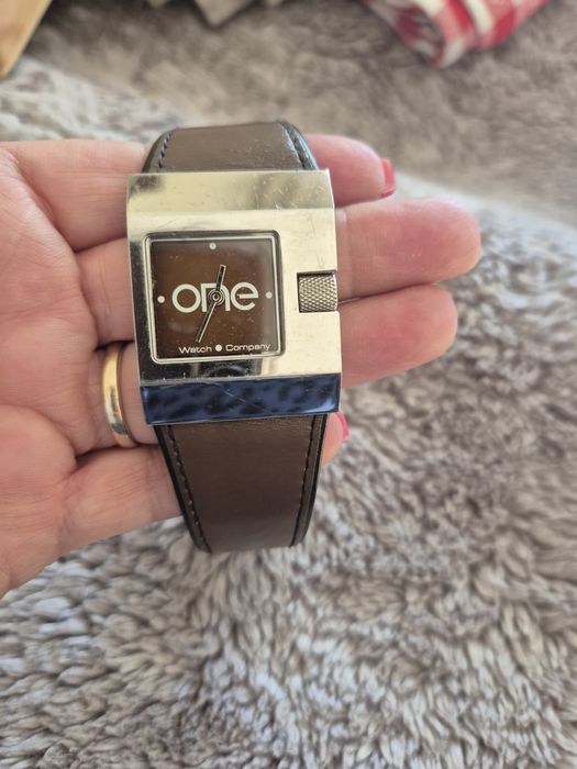 Relogio de pele One