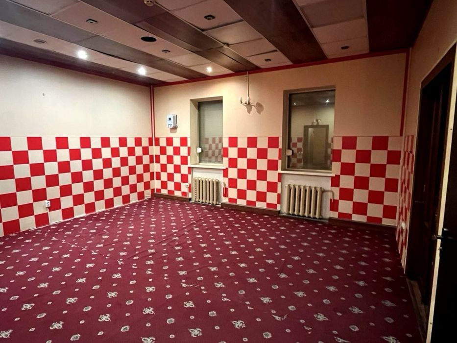 Торгове приміщення центр