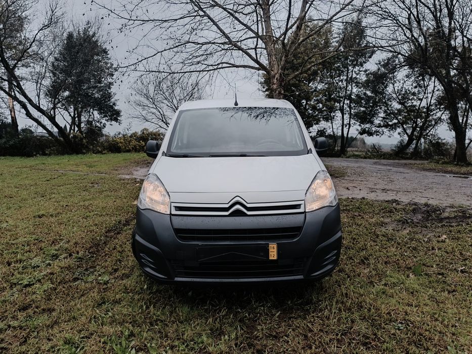 Citroen berlingo 1.6 HDI 3LUGARES POUCOS KMS  nacional