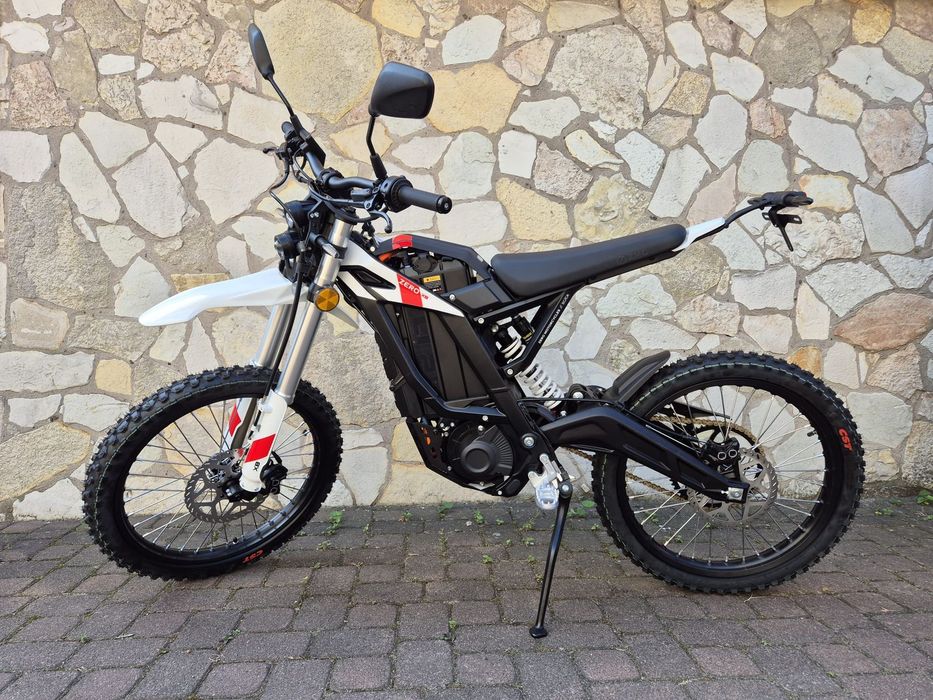 Cross elektryczny Zero XB MY25