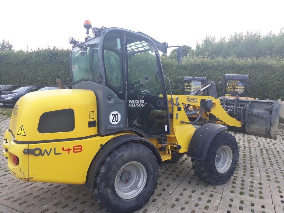 Wynajmę ładowarkę  ładowarka kołowa  wynajem ładowarek zamiatarka pług