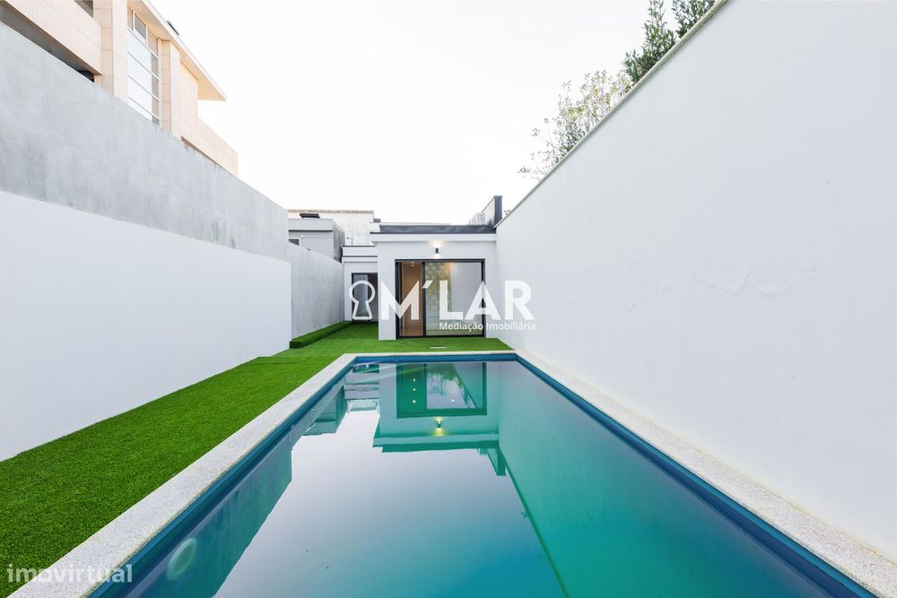Apartamento T3 com piscina, Novo, no Centro de Vila Verde