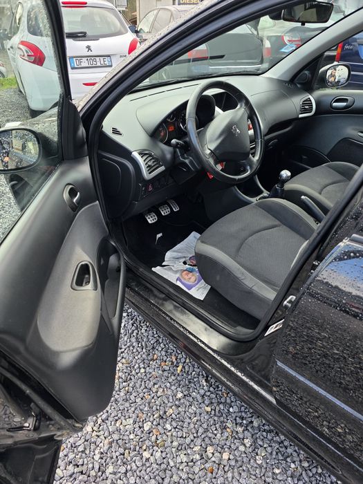 PEUGEOT 206+ 130.00KM
