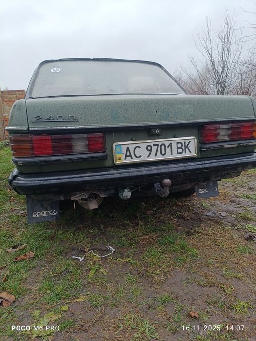 СРОЧНО ПРОДАМ Mercedes w123 Мерседес