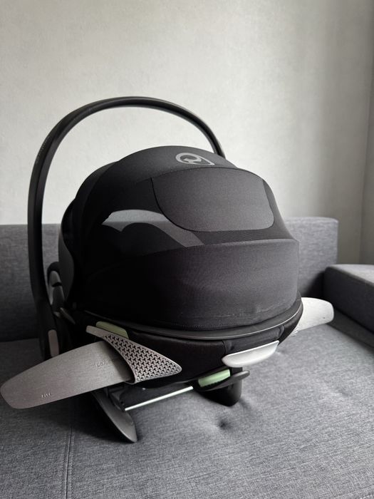 Автокрісло Cybex platinum cloud T+