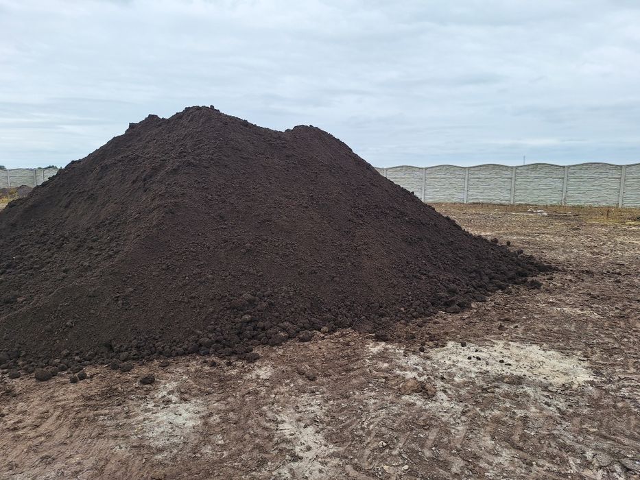 Ziemia ogrodowa kompostowa warzywniak trawnik