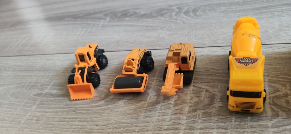 Zestaw pojazdów budowlanych autka do zabawy