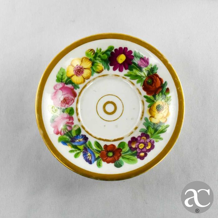 Serviço de chá em porcelana do tipo Vieux Paris, 1ª metade do séc. XIX