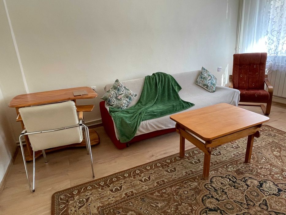 Kawalerka na parterze domu jednorodzinnego w wygodnej lokalizacji.