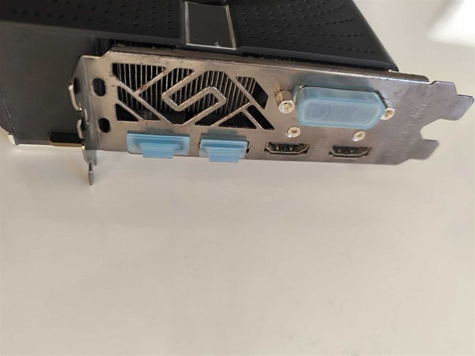 Placa de video / gráfica SAPPHIRE NITRO+ RADEON RX580 8GB DDR5