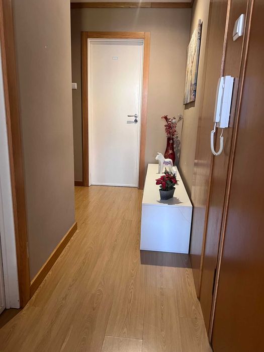 Quarto Mobilado para Arrendar na Buraca | 5 Min. das Portas de Benfica