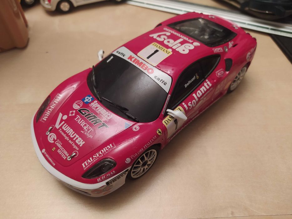 Carro telecomandado Ferrari