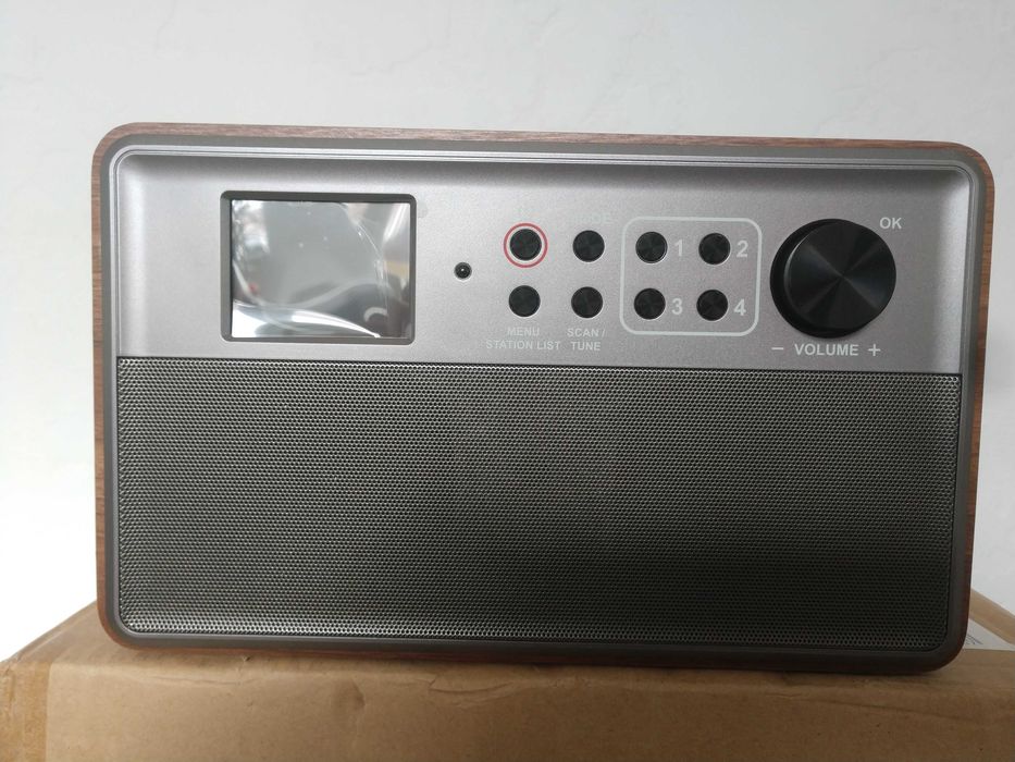 ретро програвач usb Bluetooth aux cd germany