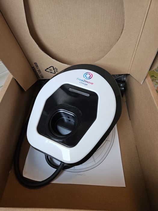 Ładowarka ścienna  Easy Wall box - NOWA