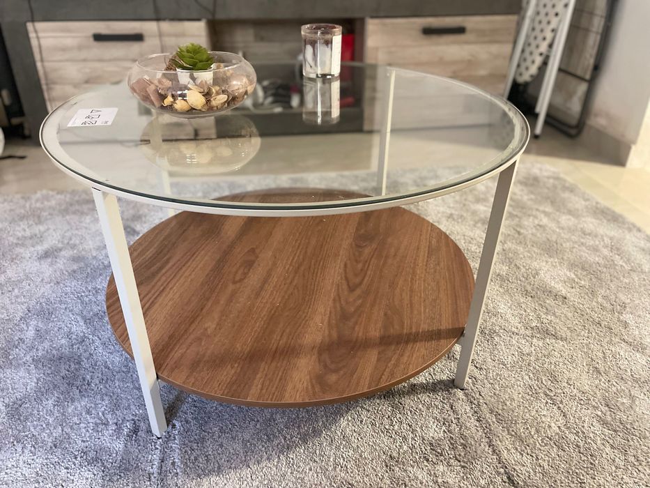 Tapete e mesa de sala