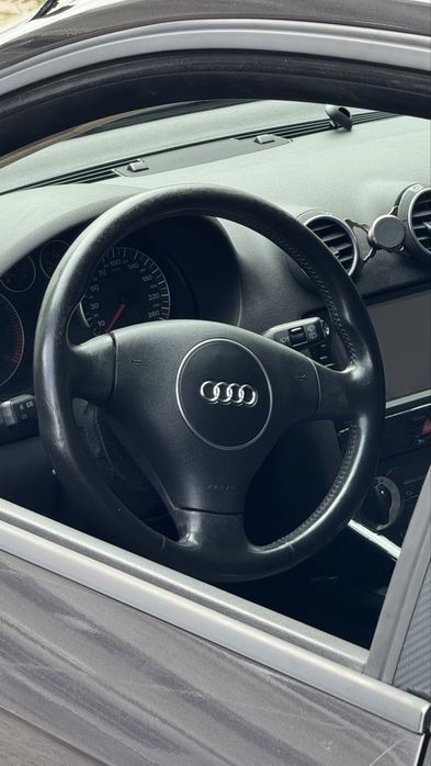AUDI A3 8P 1.9 TDI  CARPLAY E EXTRAS