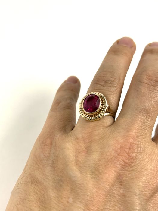 Złoty pierścionek rozmiar 18