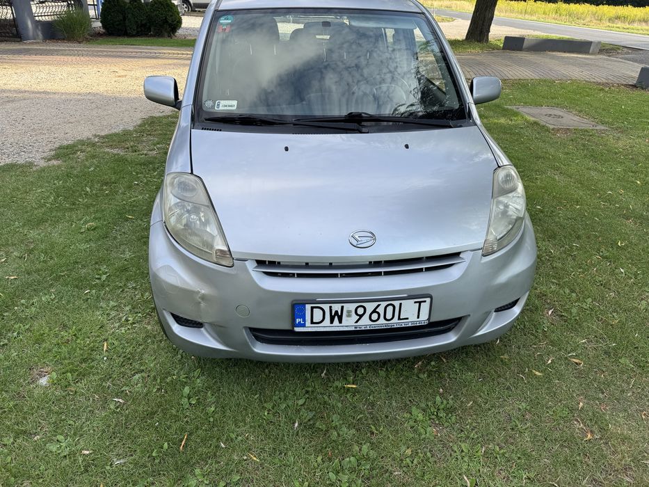 Daihatsu Sirion 1.3b 4x4 2006r klima 5 drzwi hak