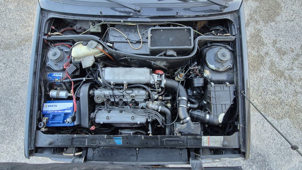 Lancia Delta hf turbo