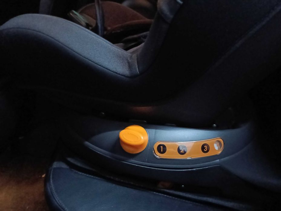 Cadeira Chicco rotativa bebê