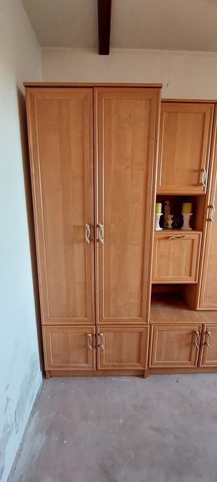 Meblościanka w bardzo dobrym stanie.